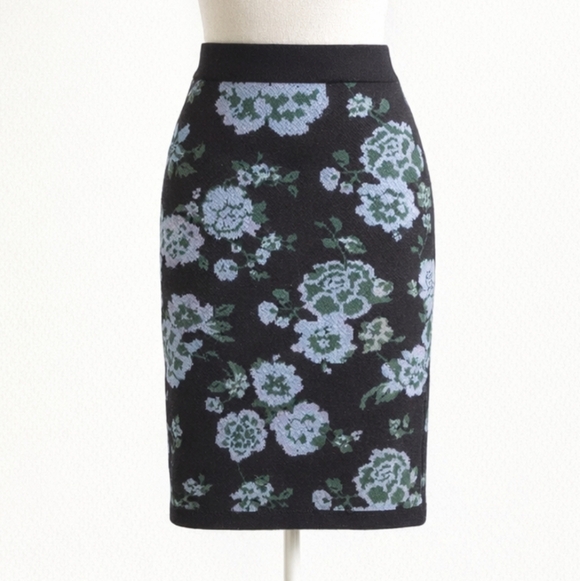 Ann Taylor Dresses & Skirts - Ann Taylor Floral Knit Pencil Skirt Medium Black Blue Green Workwear Stretch